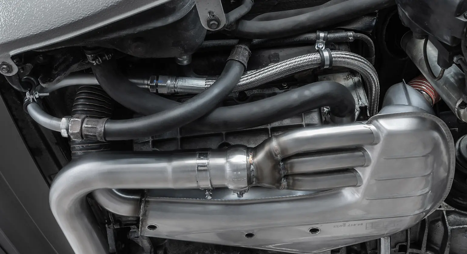 CARGRAPHIC GT Fächerkrümmer für Porsche 930 Turbo Informationen