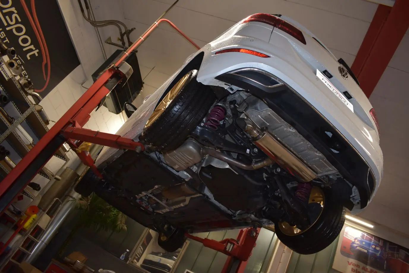 Friedrich Motorsport Endschalldämpfer VW Golf VII Foto