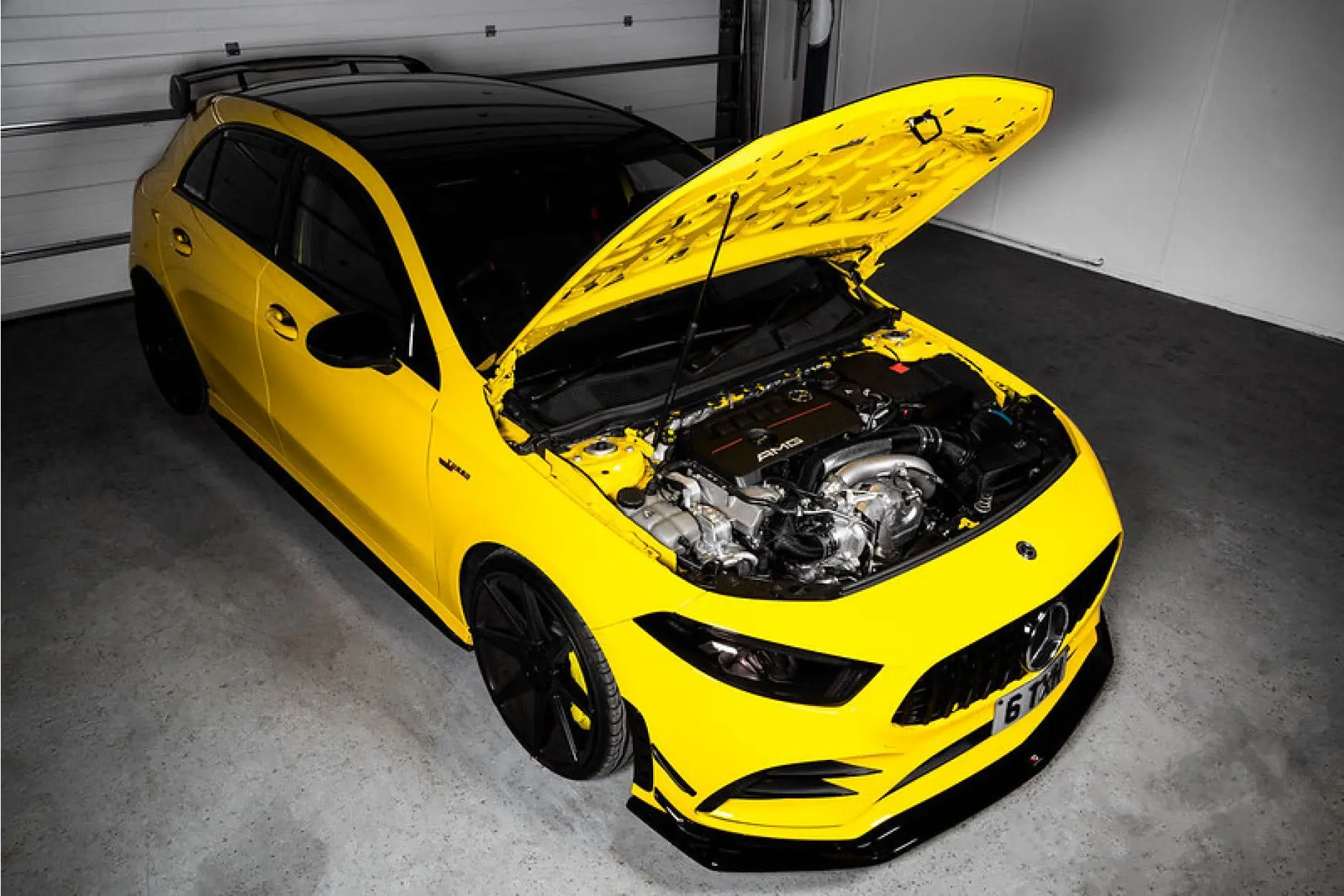 Eventuri Carbon Ansaugsystem für A35 AMG Details