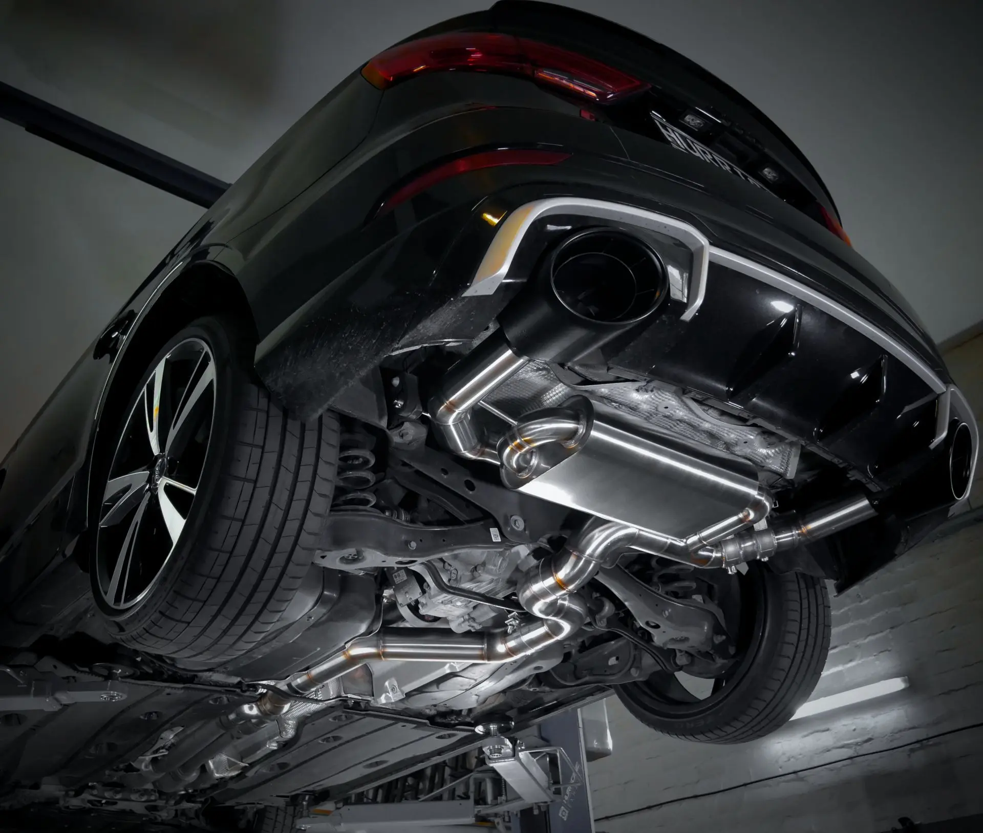 Hurricane 3,5 Zoll Abgasanlage für Audi RS3 8V FL Anleitung