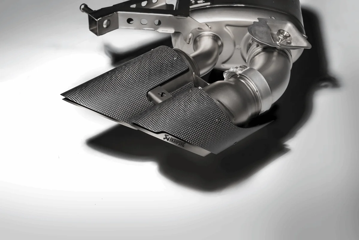 Akrapovic Evolution Line für Porsche Macan GTS 