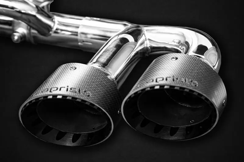 Capristo Komplettanlage ECE für Nissan GT-R R35 Foto