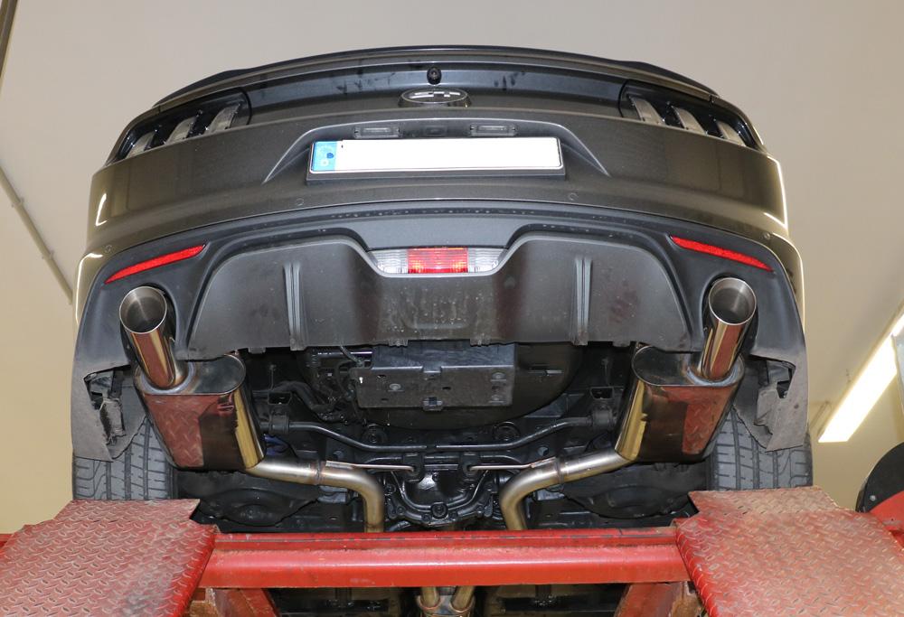 Bastuck Sportauspuff für Ford Mustang VI Coupe ohne Klappensteuerung 2x 1x100mm, 30° schräg Carbon