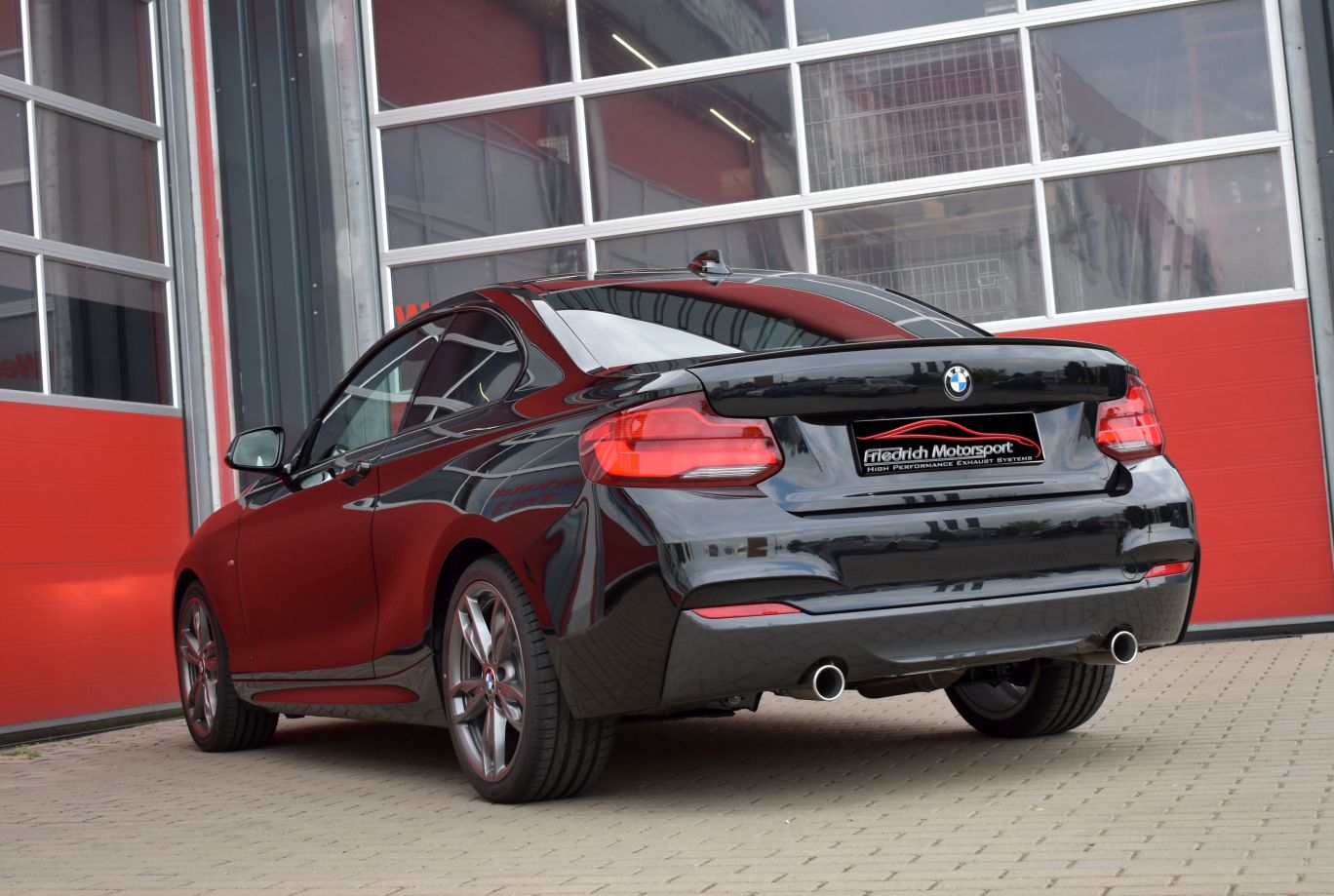  Friedrich Motorsport Duplex-Anlage BMW M240i Foto