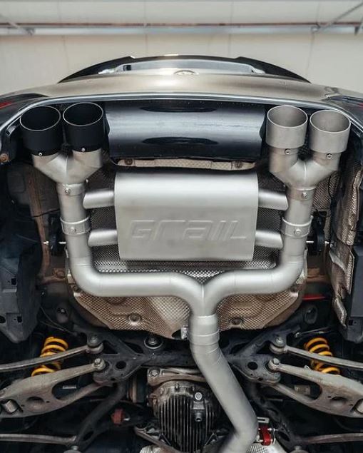 Grail Komplettanlage BMW M3 / M4 F8x 3.5-Zoll ECE
