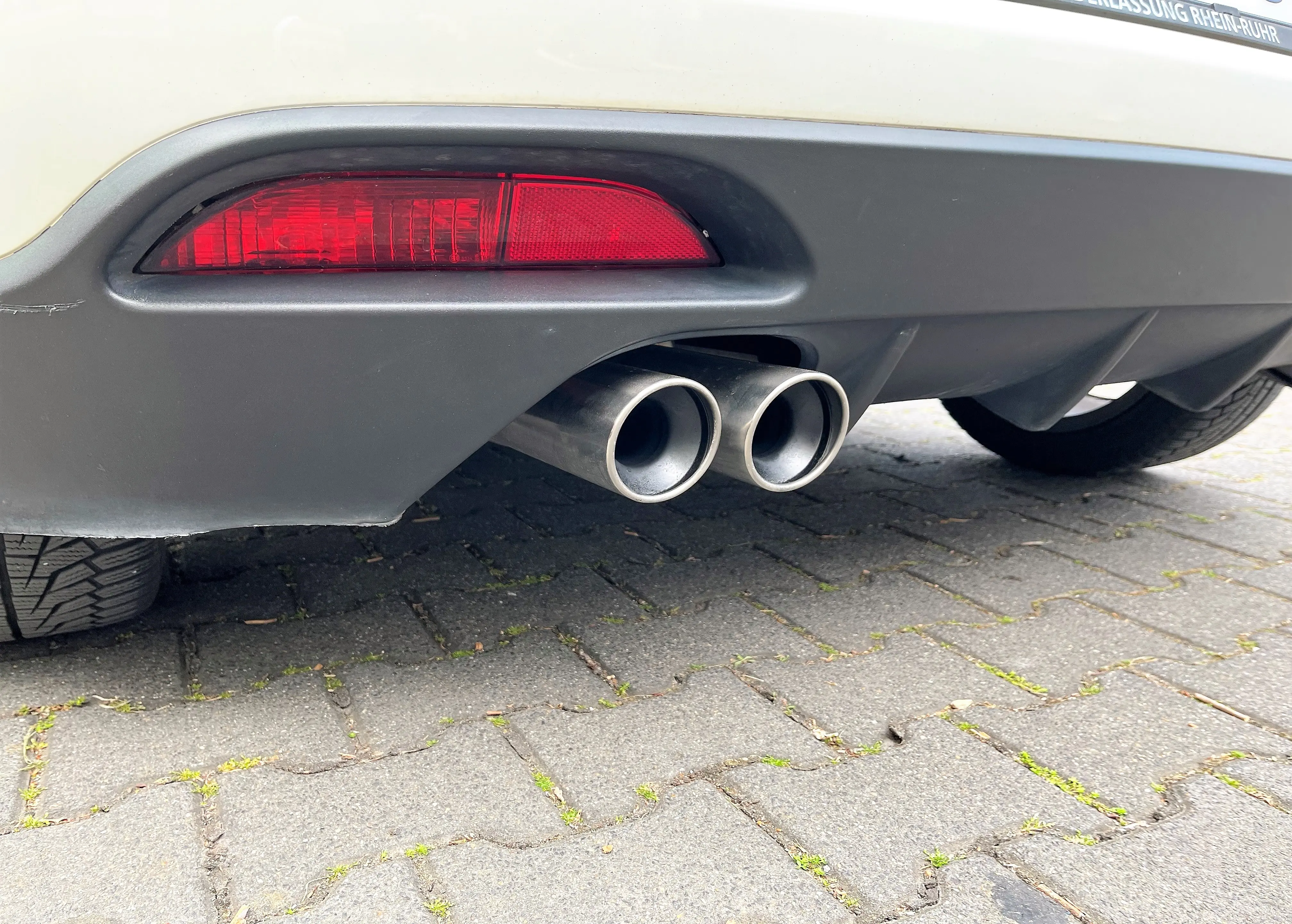 Novus Sportauspuff für Grande Punto Abarth Tuning