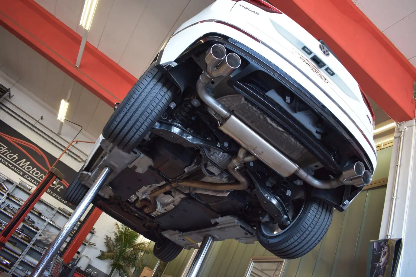  Friedrich Motorsport Duplex-Endschalldämpfer VW Tiguan Foto