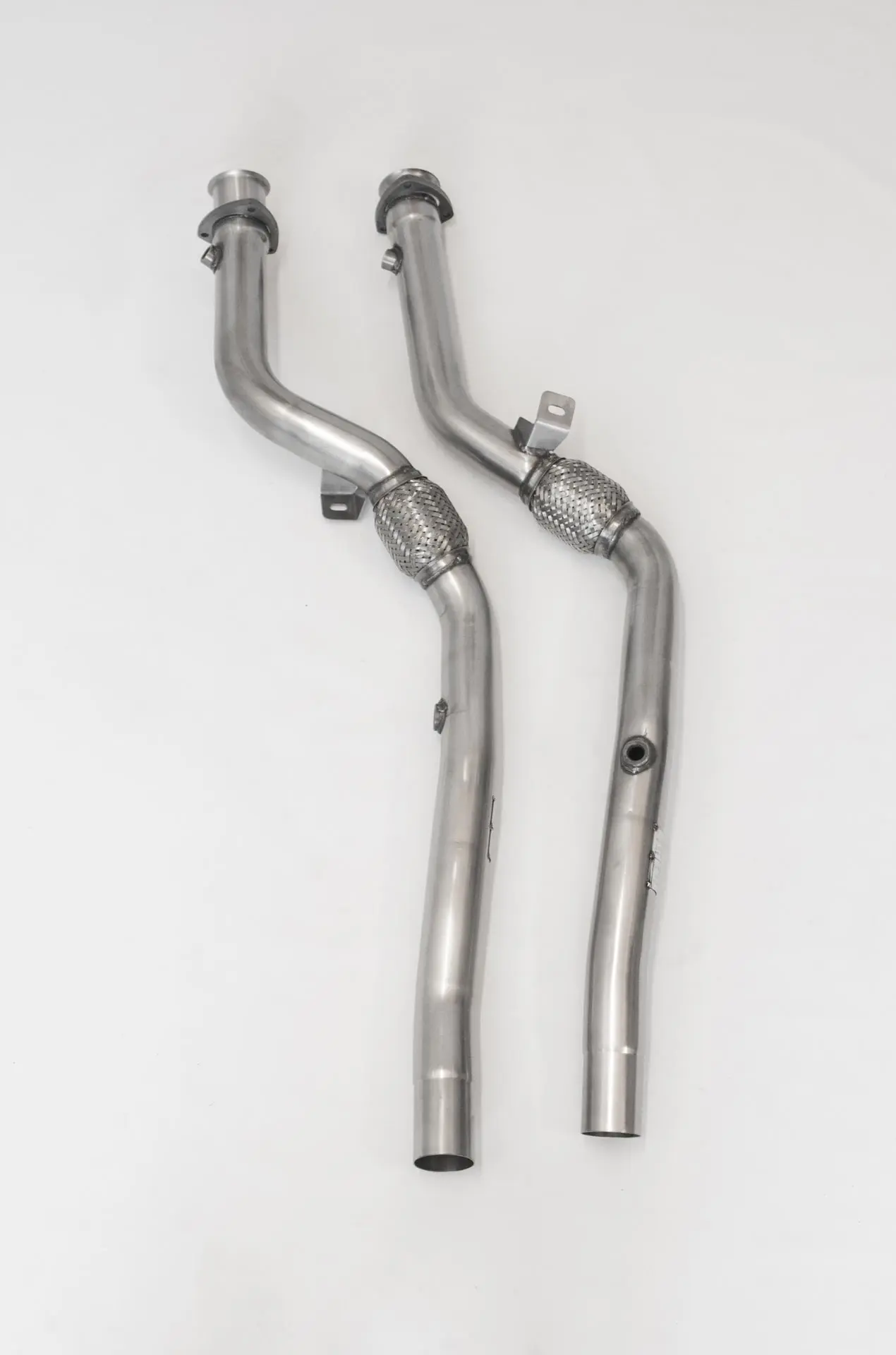 Milltek Downpipe / Katersatzrohre für Audi S4 B6 B7