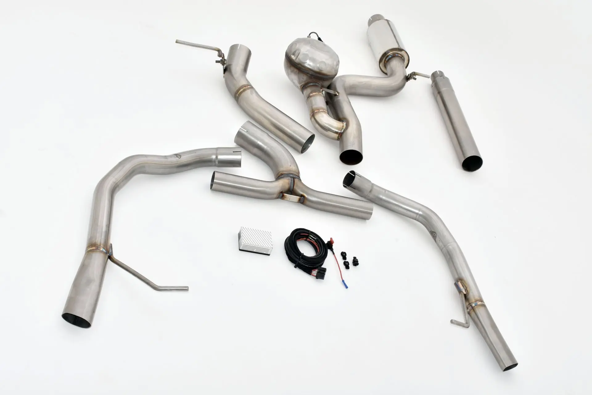 StreetBeast 76mm Duplex-Anlage mit Soundgenerator, Skoda Octavia RS 5E