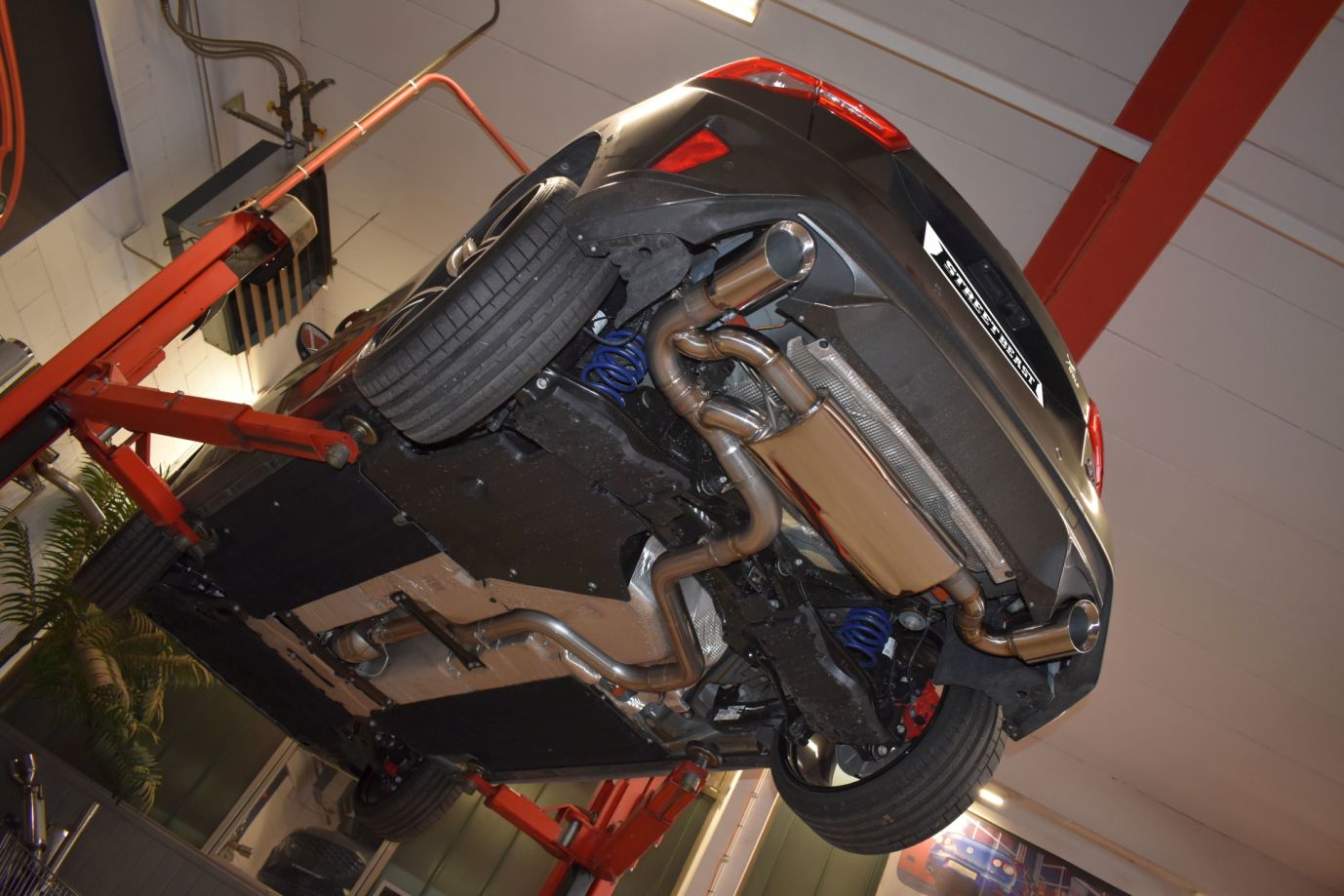 StreetBeast 76mm Duplex-Anlage für Ford Focus MK4 