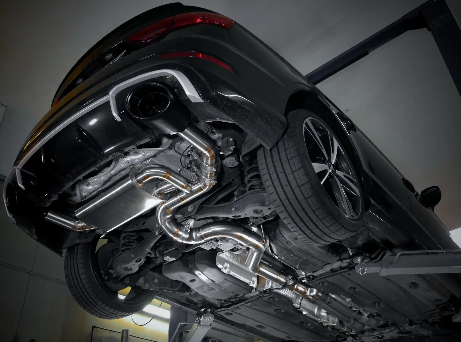 Hurricane 3,5 Zoll Abgasanlage für Audi RS3 8V FL Anleitung