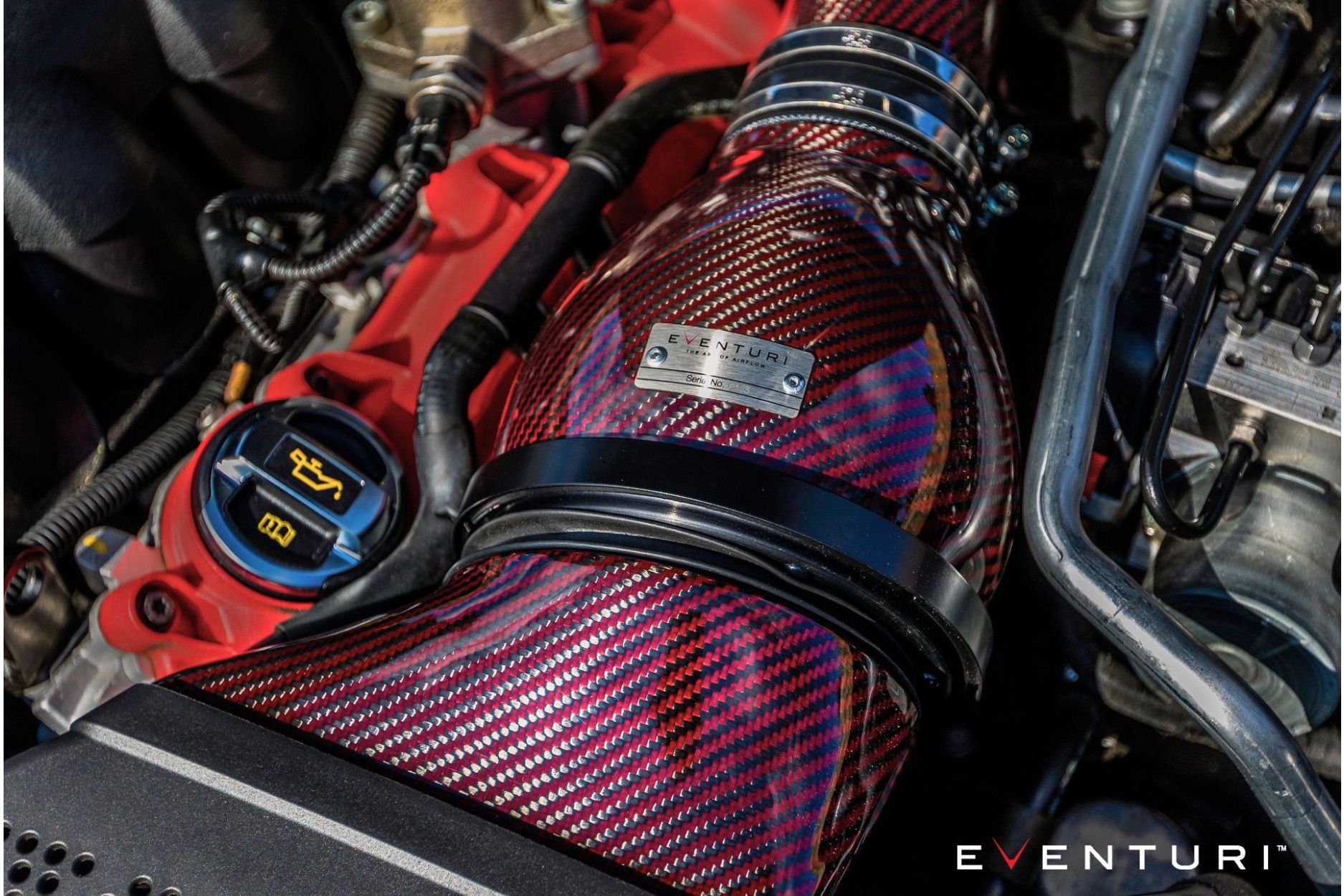 Eventuri Carbon Kevlar Ansaugsystem für Audi B8 RS4 RS5 