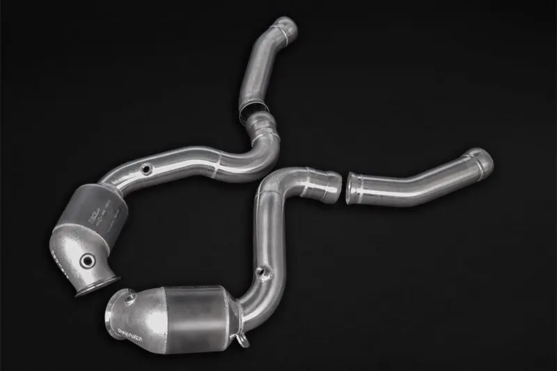 Capristo Downpipes für Mercedes W205 C 63 AMG Foto
