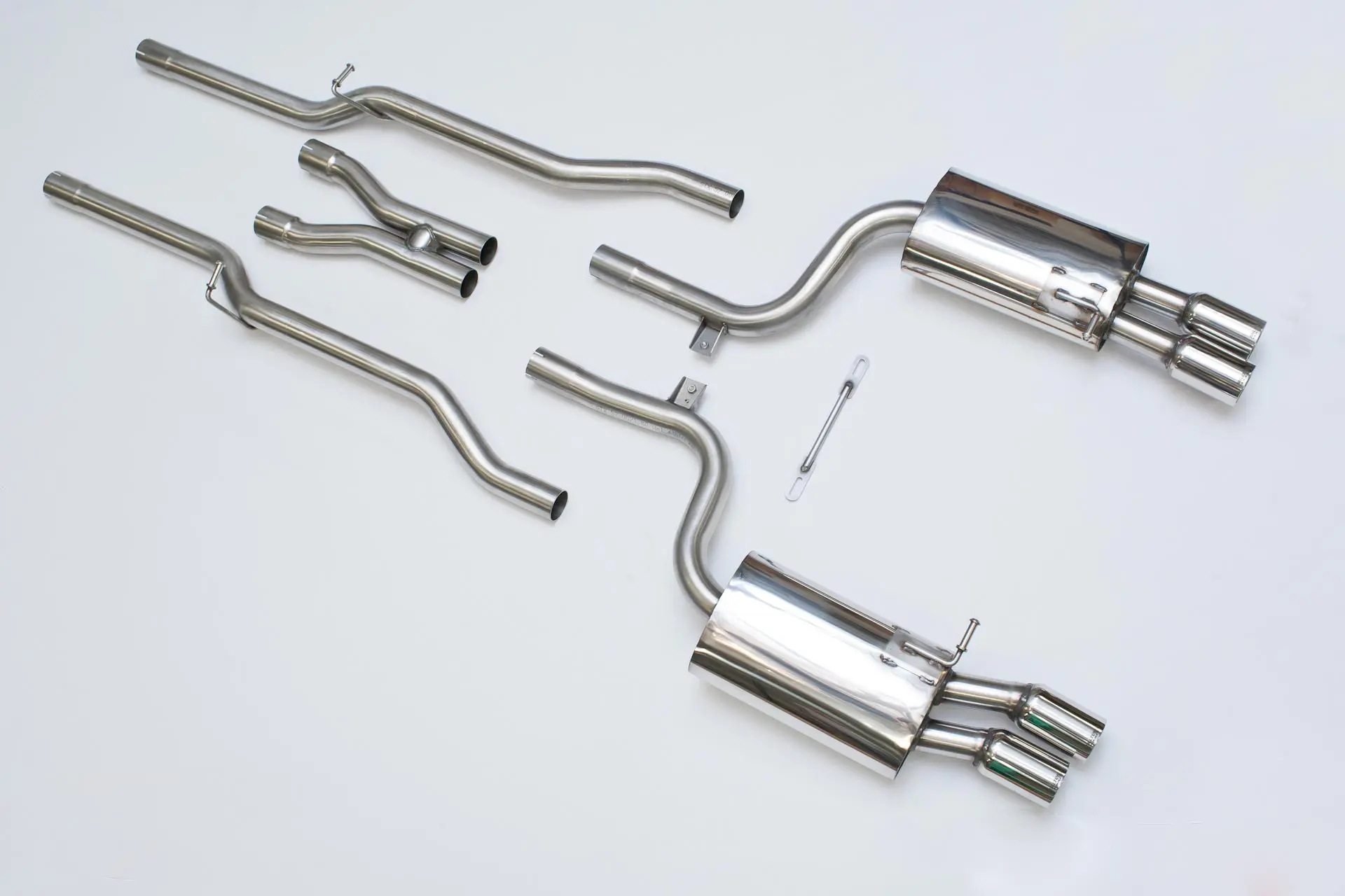 Milltek Komplettanlage (non-resonated) für Audi S4 B7
