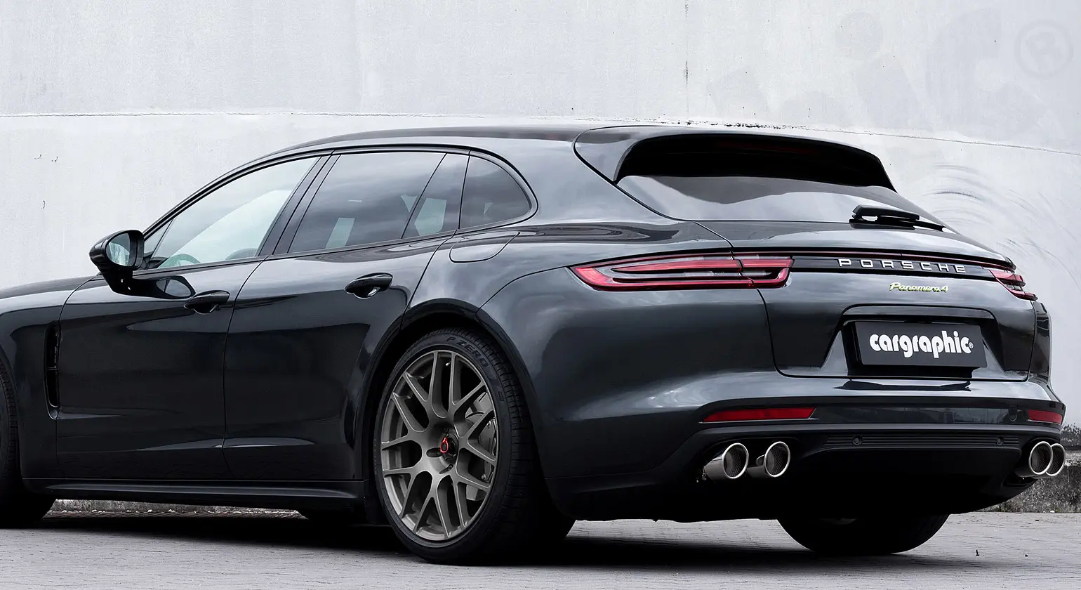 CARGRAPHIC Doppelendrohrsatz für Porsche Panamera 971 Anleitung