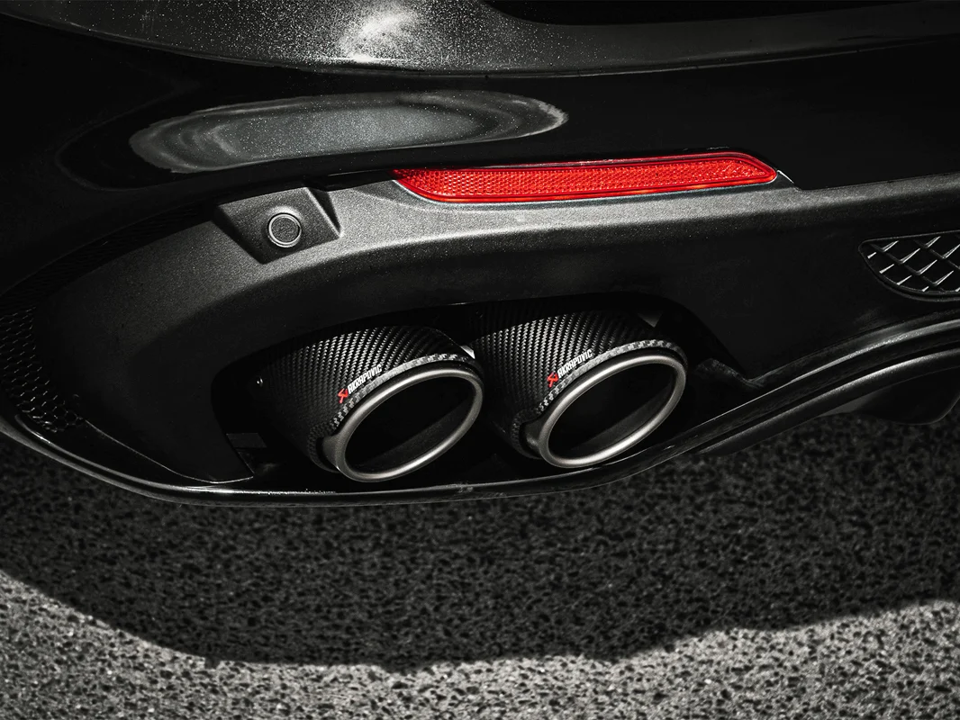 Akrapovic Slip-On Titanium für Alfa Romeo Stelvio günstig