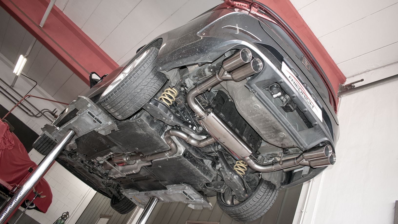 Friedrich Motorsport Duplex-Anlage für Seat Leon