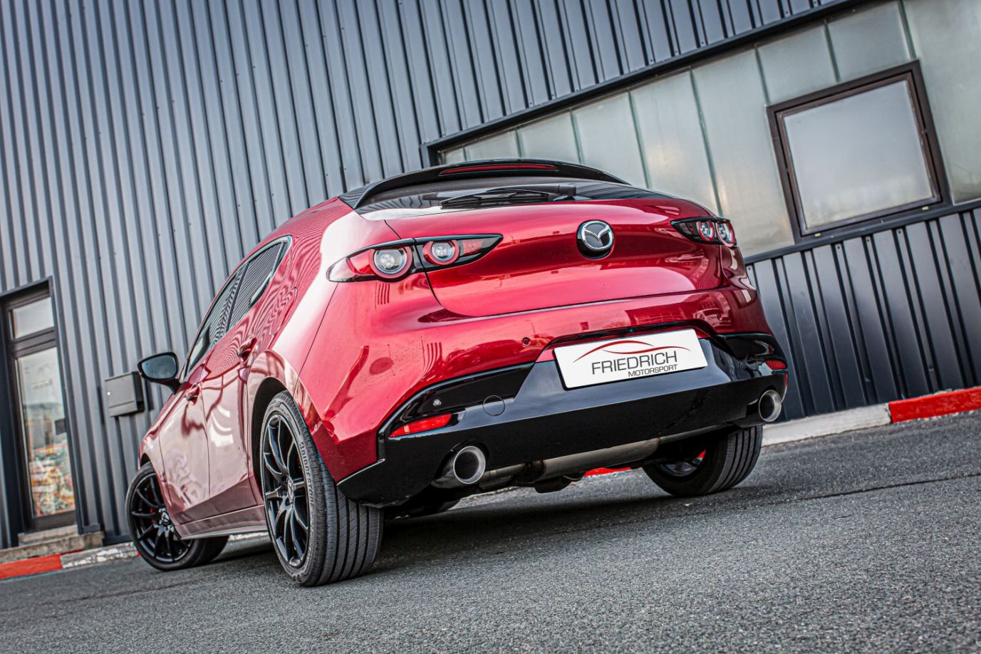 Friedrich Motorsport Duplex-Auspuff Mazda 3 BP Foto