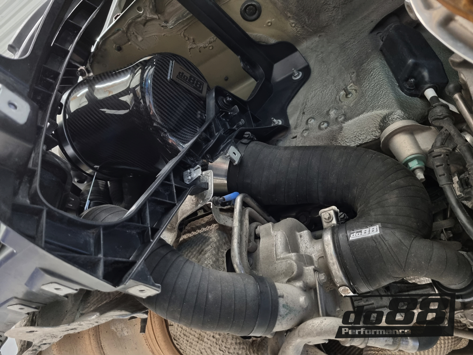 do88 Einlassschläuche für Porsche 911 Carrera 992 Anleitung