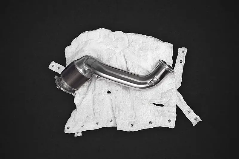 Capristo Downpipe für McLaren 720S Top Performance kaufen