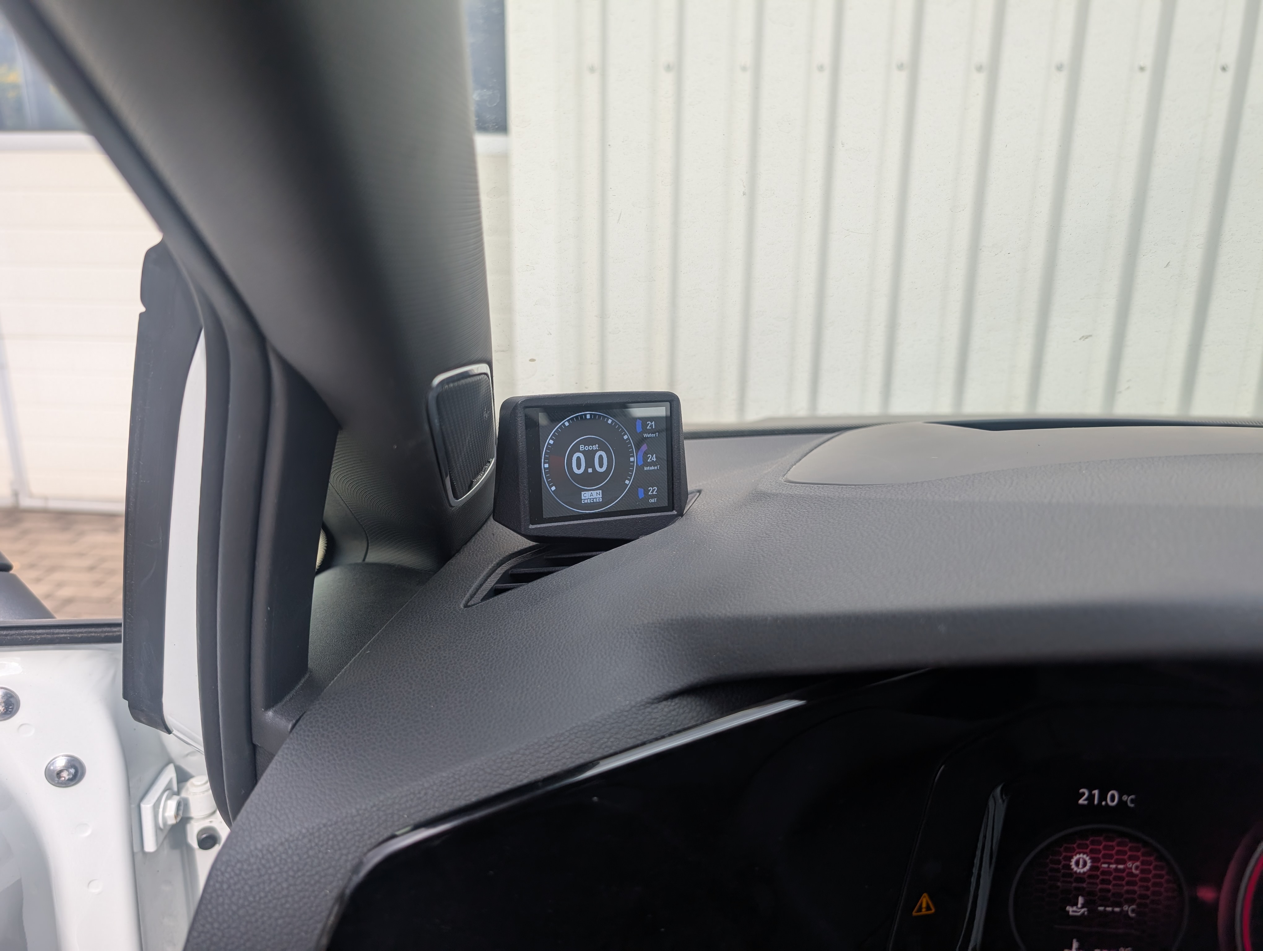 CANchecked MFD28 Gen2 Daten-Display für VW Golf MK8 Bild