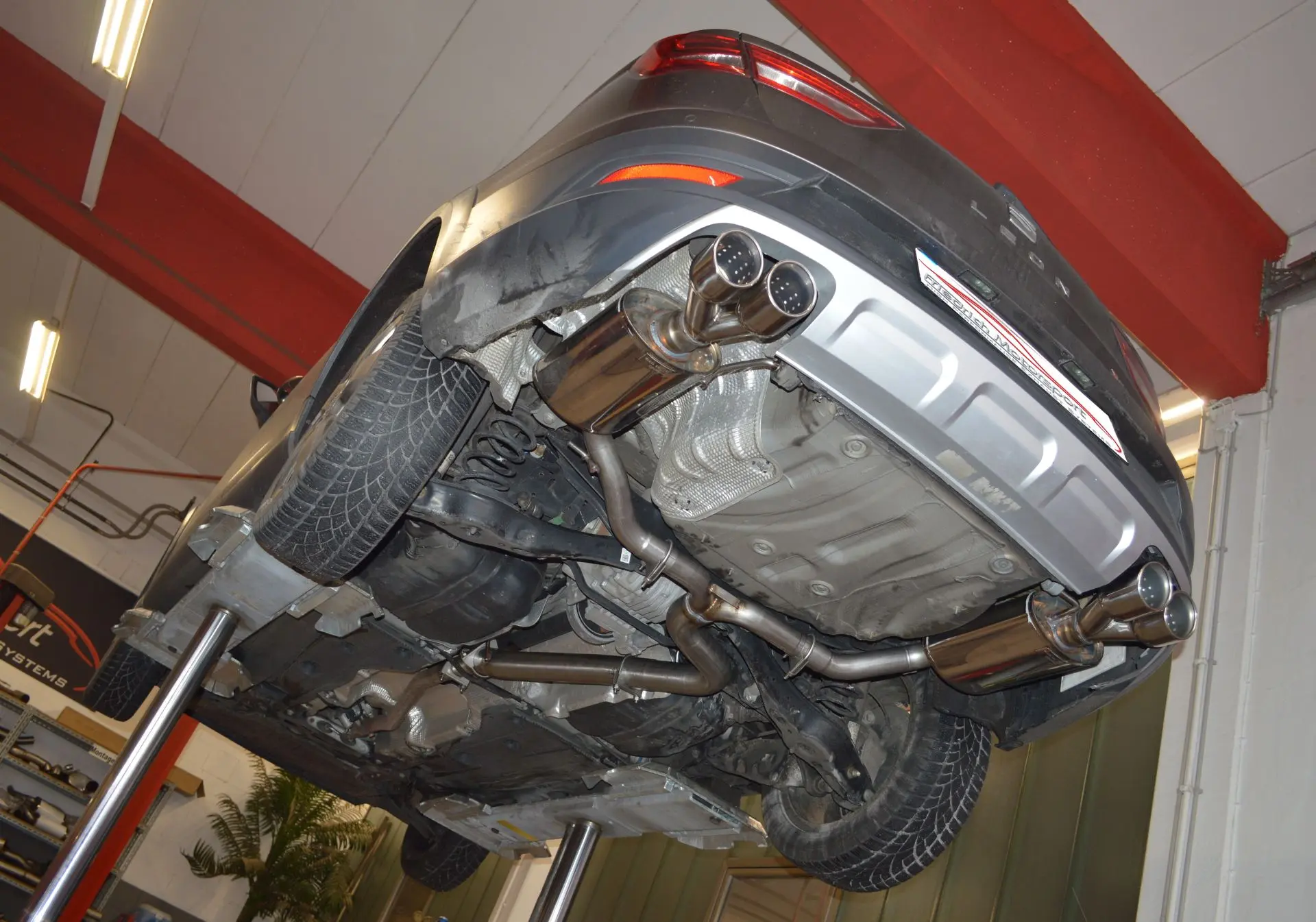 Friedrich Motorsport Duplex-Anlage Seat Leon 5F 